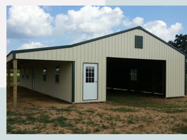 Строительство конюшен в Лангепасе