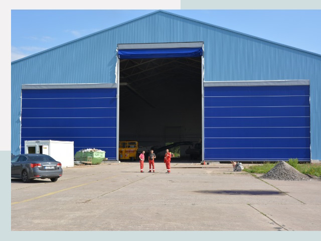 Ангарные ворота в Лангепас от СтальСтрой-Лнг по цене 606 руб.