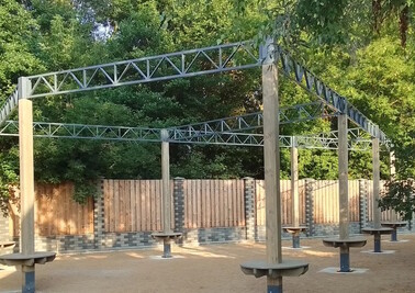 Терраса из металлоконструкций под ключ, проектирование, изготовление и монтаж от СтальСтрой-Лнг